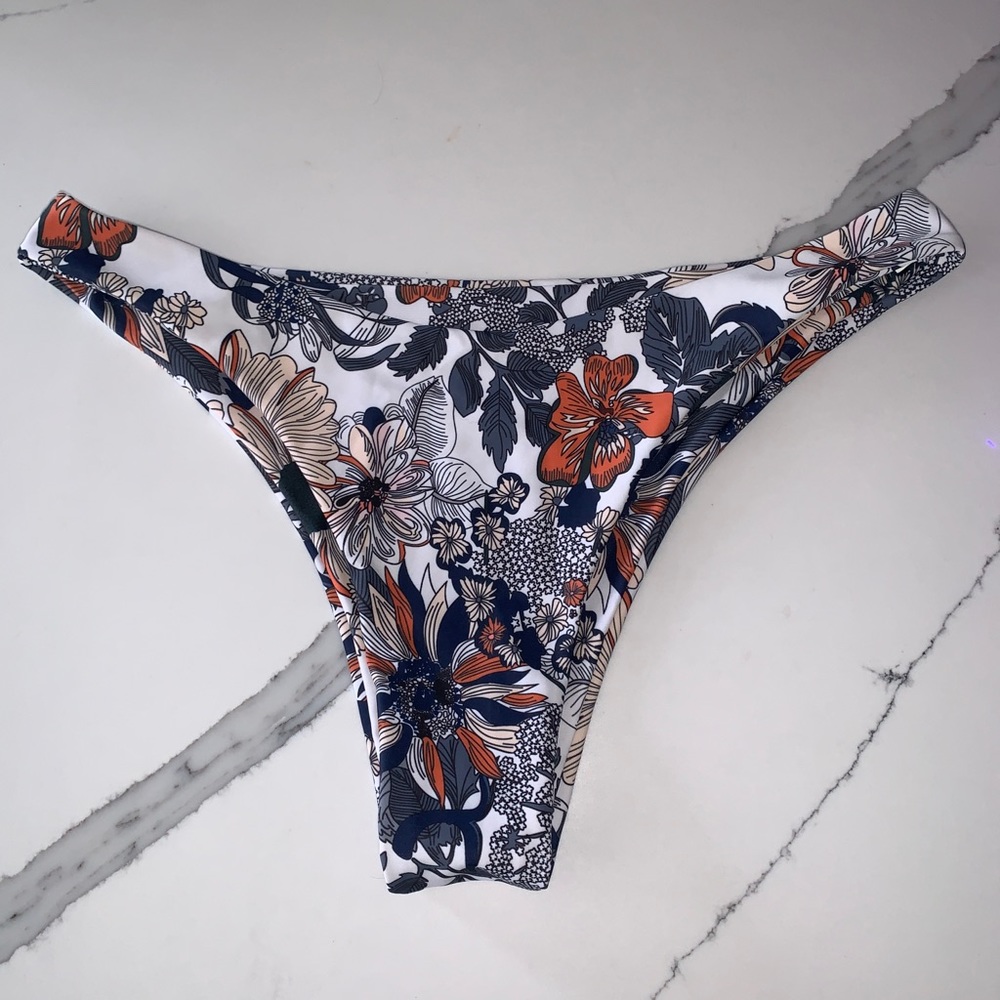 Flower bottoms